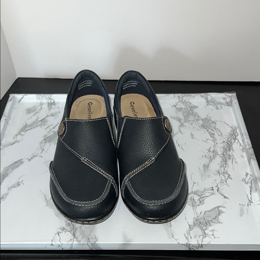 Blue Minimalist Flats with Elastic Goring